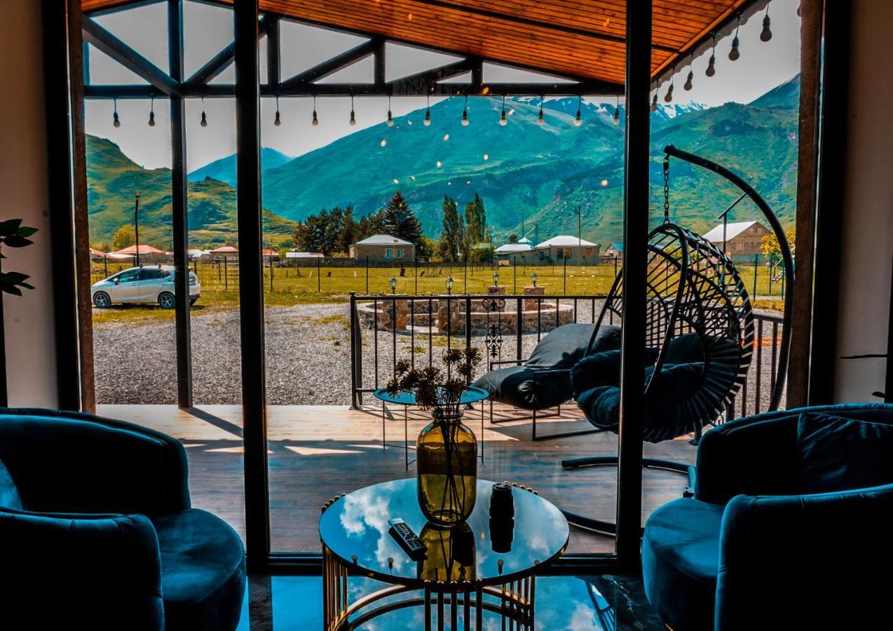 Hotel Kazbegi Mountains Zewnętrze zdjęcie