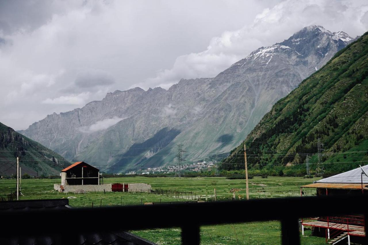 Hotel Kazbegi Mountains Zewnętrze zdjęcie